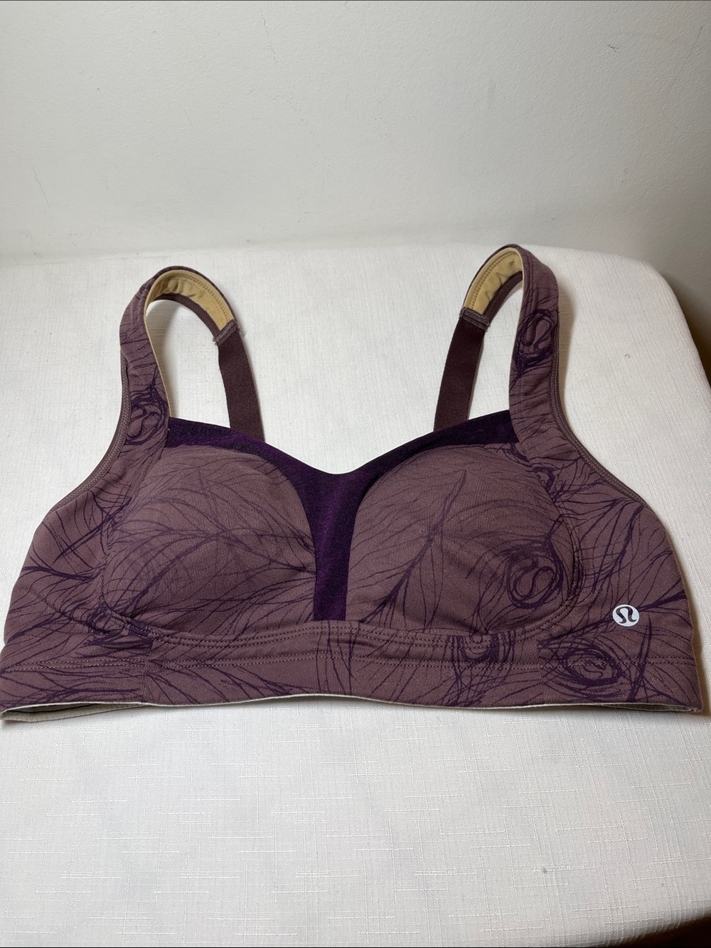 lululemon athletica Plum Floral-Print Support Sports Bra
28-29”